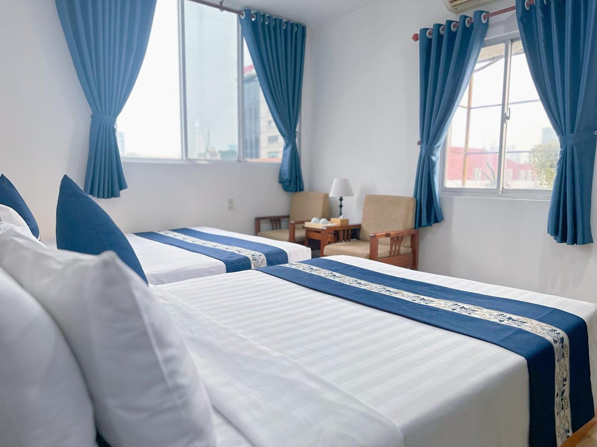 Ruby Star Hotel- Near Ben Thanh Market Khách sạn 3*